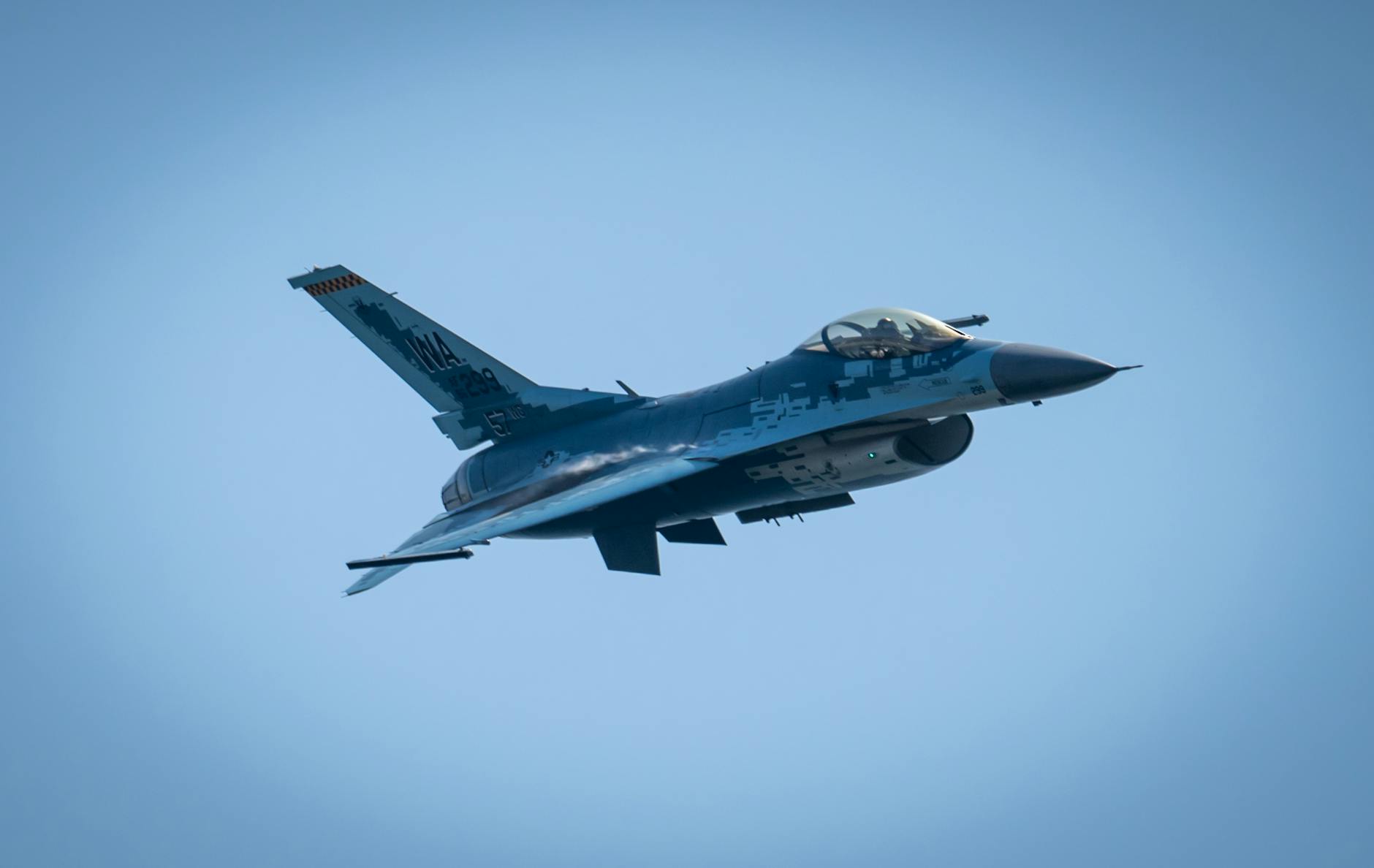 when f16 falcons ate hawks for breakfast